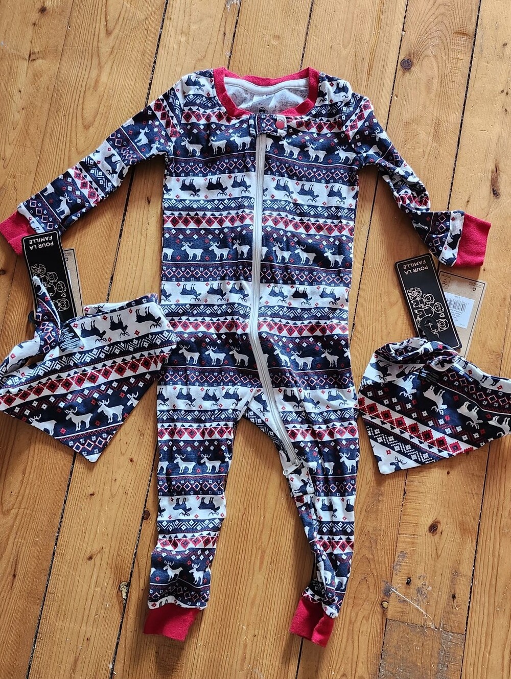 Windriver Matching Family/Pet Pajama Set 6-12 M & 2 Pet Bandanas New With Tags